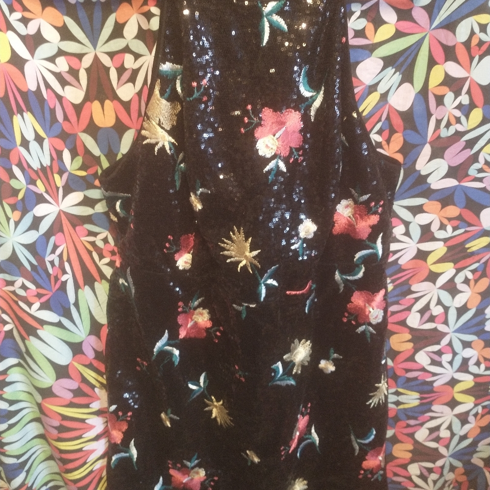 GLAMOROUS FOREVER21+ SIZE 3X "AFTER DARK COLLECTION" DRESS.